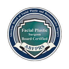 <p>Cirujano Plástico Facial certificado: American Board of Facial Plastic and Reconstructive Surgery</p>